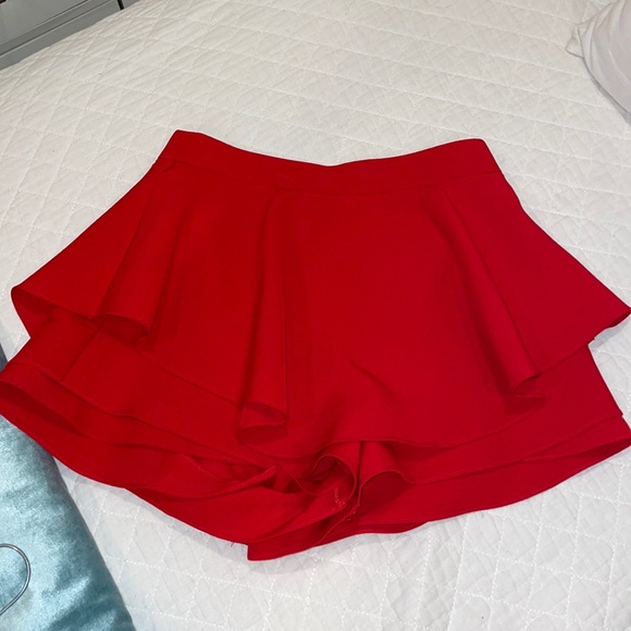 Red skort - Picture 1 of 2